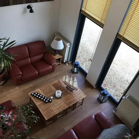 לינה וארוחת בוקר La Du Chemin : Piscine Sauna