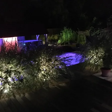 La Du Chemin : Piscine Sauna Jodoigne